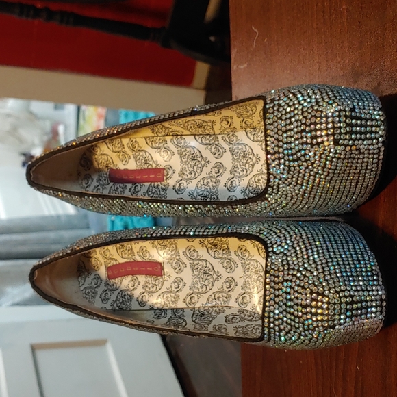 Heels - Picture 4 of 4